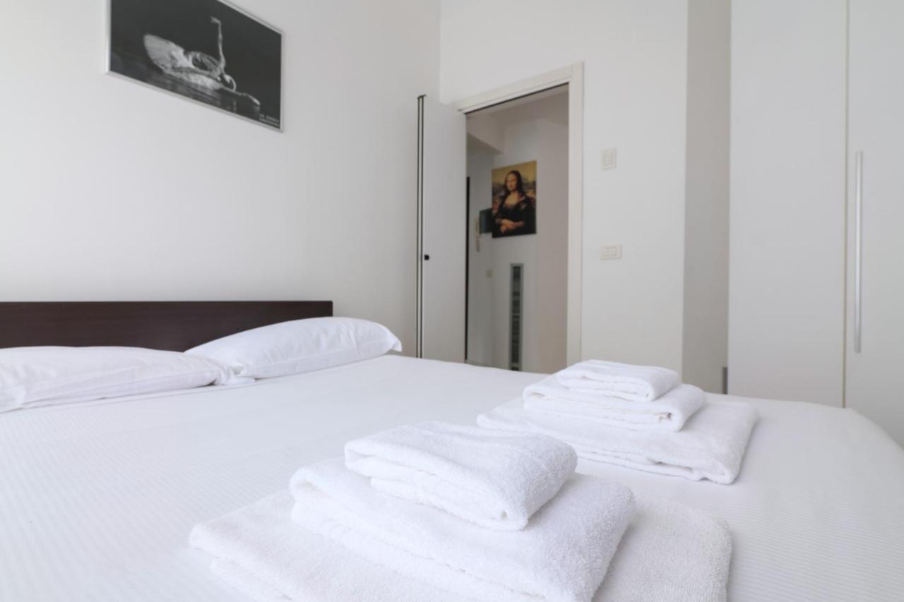 Appartement Prestige Boutique Homes - Duomo 1 Milaan